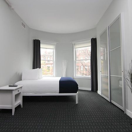 Stylish Newbury Street Studio, #4 Boston Exterior photo
